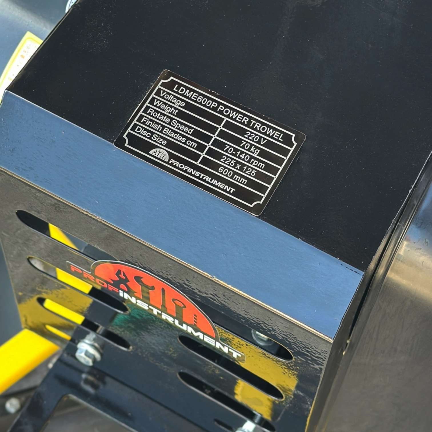 Электрическая затирочная машина для бетона Profinstrument LDME600P "Вертолет" (2,2кВт, ⌀60) - фото 14 Электрическая затирочная машина для бетона Profinstrument LDME600P "Вертолет" (2,2кВт, ⌀60) - фото 14