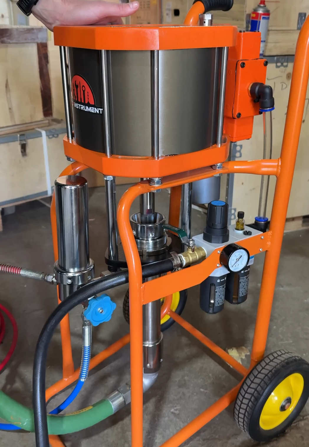 Пневматический окрасочный агрегат Profinstrument 9C-3 (69:1 483 бар) - фото 2