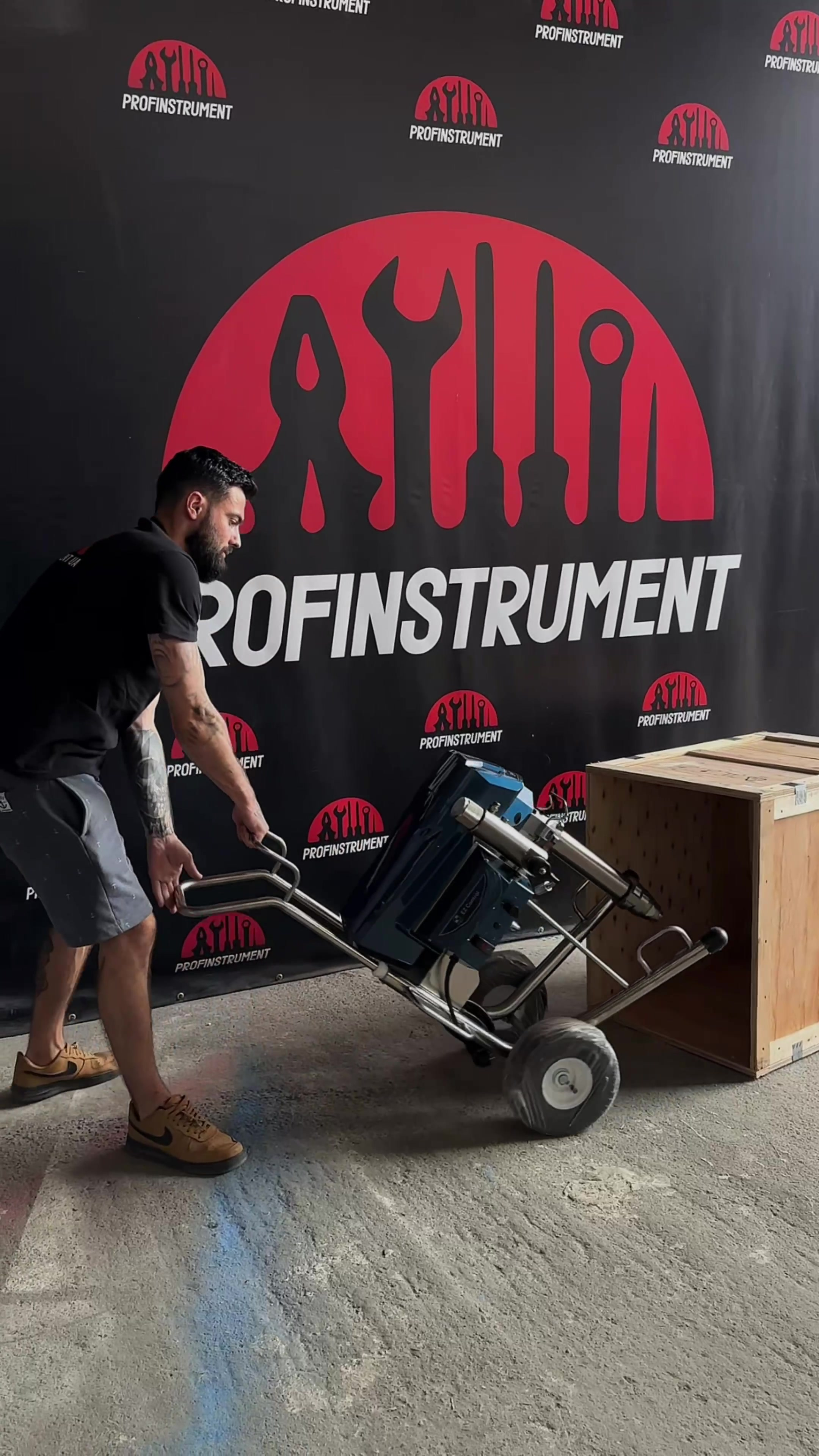 Профессиональный аппарат для нанесения краски и шпатлевки HVBAN EP-850TX (HB1395 7.6 л/мин 4000Вт) - фото 2